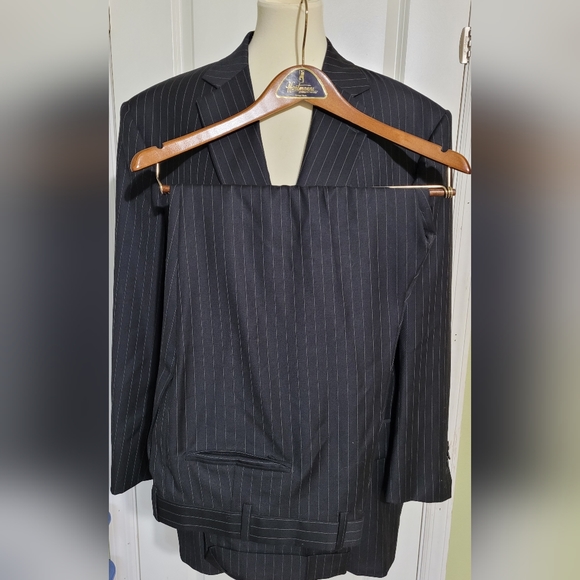 Men's 2 piece Lessona Super 120's cloth made in Italy.